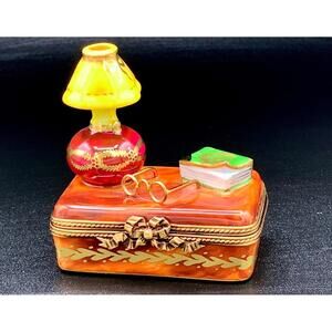 Authentic Limoges France Peint Main Desk Scene Trinket Box – Lamp,Book & Glasses